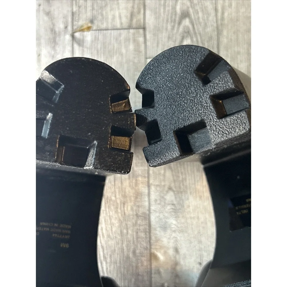 Cape Robbin Delta Black Padded Platform Sandals Womens 9 Chunky Block Heel Mules